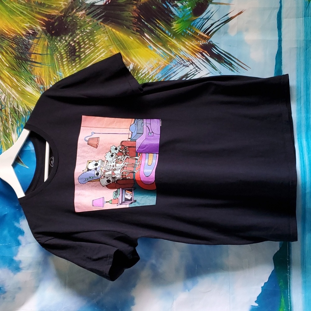 The Simpson 20th century skeleton on couch tee shirt size L Black